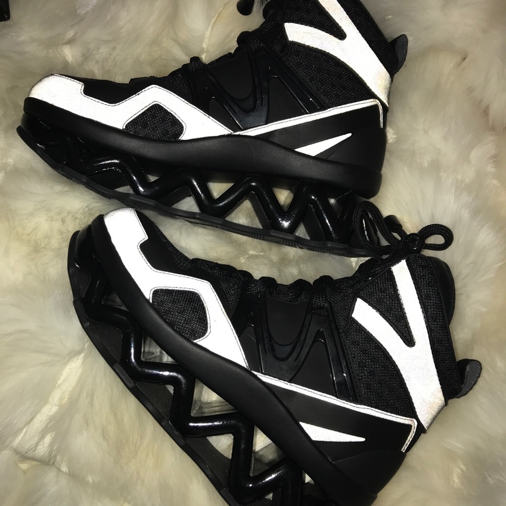 Marc Jacobs Ninja Sneakers Size 40 - NEW